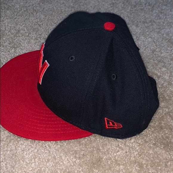 SnapBack Hat - Picture 5 of 8